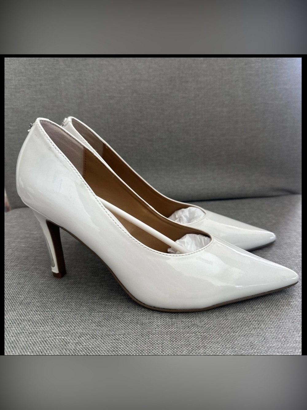 J.Renee Women's White Patent Pumps Pointed Toe Stiletto Heels Size 9.5 M Classic